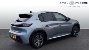 Peugeot 208 50kWh Allure Hatchback 5dr Electric Auto (136 ps)