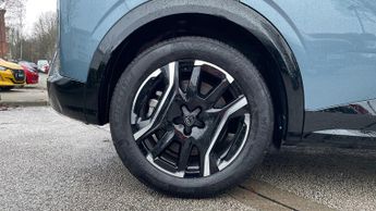 Peugeot 3008 73kWh GT SUV 5dr Electric Auto (210 ps)