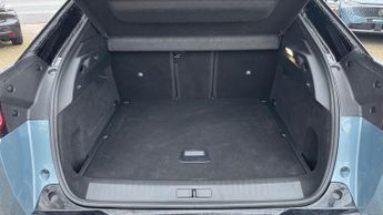Peugeot 3008 73kWh GT SUV 5dr Electric Auto (210 ps)