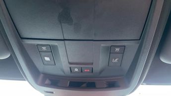 Peugeot 3008 73kWh GT SUV 5dr Electric Auto (210 ps)