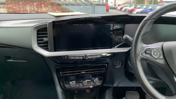 Vauxhall Mokka Electric 50kWh Elite Premium SUV 5dr Electric Auto (136 ps)