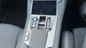 DS Automobiles Ds 4 1.6 12.4kWh Etoile Hatchback 5dr Petrol Plug-in Hybrid EAT8 Euro