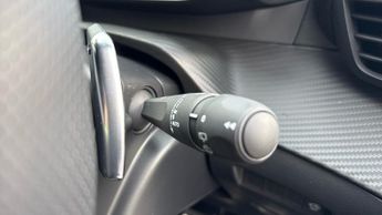 Peugeot 2008 1.2 HYBRID GT SUV 5dr Petrol Hybrid e-DSC6 Euro 6 (s/s) (145 ps)