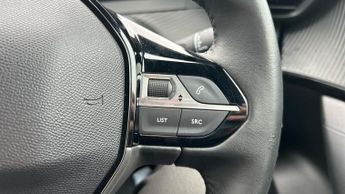Peugeot 2008 50kWh Allure SUV 5dr Electric Auto (7kW Charger) (136 ps)