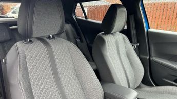 Peugeot 2008 50kWh Allure SUV 5dr Electric Auto (7kW Charger) (136 ps)