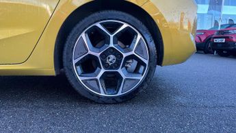 Vauxhall Astra 1.2 Turbo Ultimate Hatchback 5dr Petrol Auto Euro 6 (s/s) (130 p