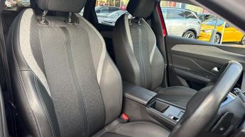 Peugeot 308 Sw 1.6 12.4kWh Allure Premium Estate 5dr Petrol Plug-in Hybrid e-EA