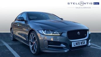 Jaguar XE 2.0d R-Sport Saloon 4dr Diesel Auto Euro 6 (s/s) (180 ps)