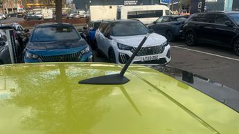 Peugeot 208 50kWh E-Style Hatchback 5dr Electric Auto (7.4kW Charger) (136 p