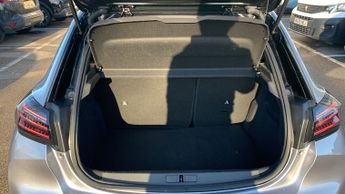 Peugeot 208 50kWh GT Auto 5dr (7.4kW Charger)