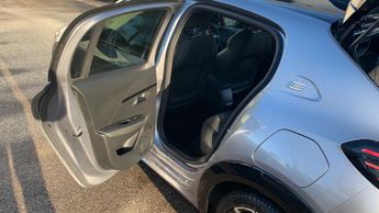 Peugeot 208 50kWh GT Auto 5dr (7.4kW Charger)