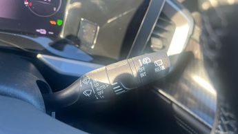 Vauxhall Mokka Electric 50kWh Ultimate SUV 5dr Electric Auto (136 ps)