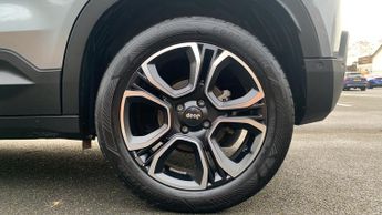 Jeep Avenger 54kWh Summit SUV 5dr Electric Auto (156 ps)