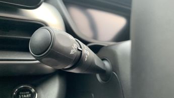 Jeep Avenger 54kWh e-Summit SUV 5dr Electric Auto (156 ps)