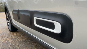 Citroen C3 1.2 PureTech PLUS Hatchback 5dr Petrol EAT6 Euro 6 (s/s) (110 ps