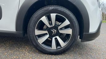 Citroen C3 1.2 PureTech PLUS Hatchback 5dr Petrol EAT6 Euro 6 (s/s) (110 ps