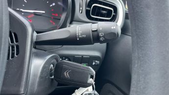 Citroen C3 1.2 PureTech PLUS Hatchback 5dr Petrol EAT6 Euro 6 (s/s) (110 ps