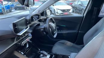 Peugeot 2008 50kWh Allure Premium SUV 5dr Electric Auto (136 ps)
