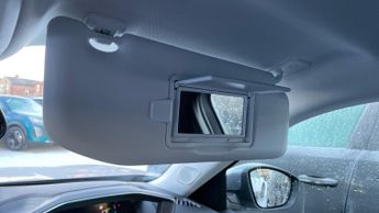 Peugeot 2008 50kWh Allure Premium SUV 5dr Electric Auto (136 ps)