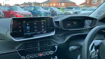 Peugeot 2008 50kWh Allure Premium SUV 5dr Electric Auto (136 ps)