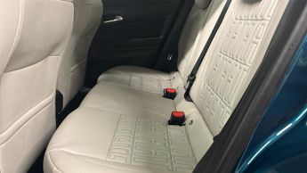 Fiat 600 1.2 MHEV La Prima SUV 5dr Petrol Hybrid e-DCT Euro 6 (s/s) (100 