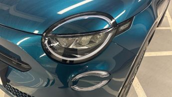 Fiat 600 1.2 MHEV La Prima SUV 5dr Petrol Hybrid e-DCT Euro 6 (s/s) (100 