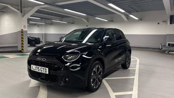 Fiat 600 1.2 MHEV La Prima SUV 5dr Petrol Hybrid e-DCT Euro 6 (s/s) (100 