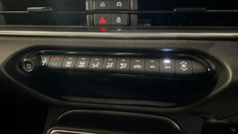 Fiat 600 1.2 MHEV SUV 5dr Petrol Hybrid e-DCT Euro 6 (s/s) (100 ps)