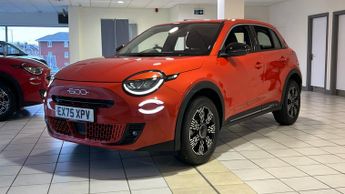 Fiat 600 1.2 MHEV SUV 5dr Petrol Hybrid e-DCT Euro 6 (s/s) (100 ps)