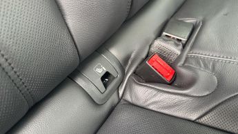 Land Rover Range Rover Evoque 2.0 P250 MHEV R-Dynamic SE SUV 5dr Petrol Auto 4WD Euro 6 (s/s) 