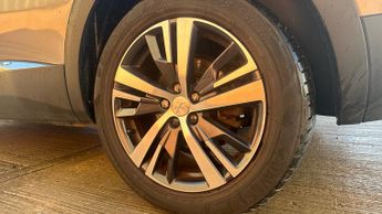 Peugeot 3008 SUV 1.5 BlueHDi Allure SUV 5dr Diesel EAT Euro 6 (s/s) (130 ps)