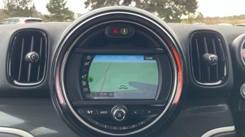 Mini Countryman 1.5 7.6kWh Cooper SE SUV 5dr Petrol Plug-in Hybrid Auto ALL4 Eur