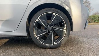 Peugeot 308 54kWh GT Hatchback 5dr Electric Auto (156 ps)