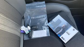 Peugeot 308 54kWh GT Hatchback 5dr Electric Auto (156 ps)