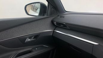 Peugeot 3008 SUV 1.6 13.2kWh GT Line SUV 5dr Petrol Plug-in Hybrid e-EAT Euro 6 (