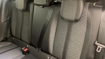 Peugeot 2008 1.2 HYBRID Allure SUV 5dr Petrol Hybrid e-DSC6 Euro 6 (s/s) (145