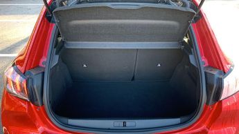 Peugeot 208 50kWh GT Premium Hatchback 5dr Electric Auto (136 ps)