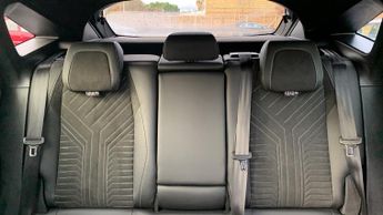 Peugeot 3008 SUV 1.2 HYBRID GT SUV 5dr Petrol Hybrid e-DSC6 Euro 6 (s/s) (136 ps)