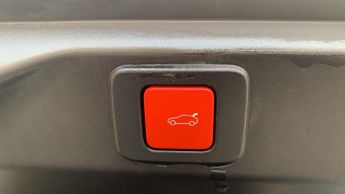 Peugeot 3008 SUV 1.2 HYBRID GT SUV 5dr Petrol Hybrid e-DSC6 Euro 6 (s/s) (136 ps)