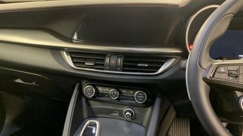 Alfa Romeo Stelvio 2.0T Tributo Italiano SUV 5dr Petrol Auto Q4 AWD Euro 6 (s/s) (2