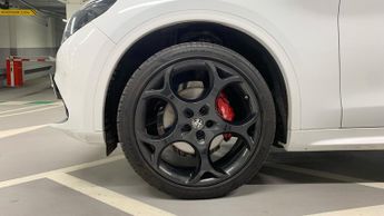 Alfa Romeo Stelvio 2.0T Tributo Italiano SUV 5dr Petrol Auto Q4 AWD Euro 6 (s/s) (2