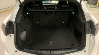 Alfa Romeo Stelvio 2.0T Tributo Italiano SUV 5dr Petrol Auto Q4 AWD Euro 6 (s/s) (2