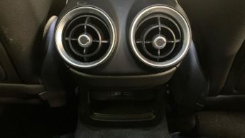 Alfa Romeo Stelvio 2.0T Tributo Italiano SUV 5dr Petrol Auto Q4 AWD Euro 6 (s/s) (2