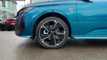 Peugeot 308 54kWh GT Hatchback 5dr Electric Auto (156 ps)