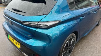 Peugeot 308 54kWh GT Hatchback 5dr Electric Auto (156 ps)