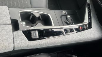 Peugeot 3008 SUV 1.2 HYBRID GT SUV 5dr Petrol Hybrid e-DSC6 Euro 6 (s/s) (136 ps)