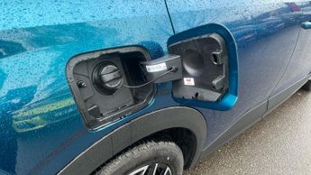 Peugeot 3008 SUV 1.2 HYBRID GT SUV 5dr Petrol Hybrid e-DSC6 Euro 6 (s/s) (136 ps)