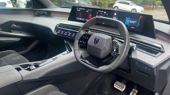 Peugeot 3008 73kWh GT SUV 5dr Electric Auto (210 ps)