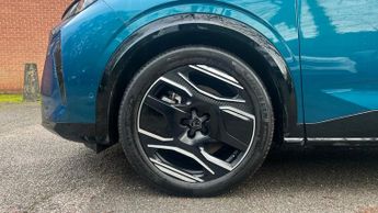 Peugeot 3008 73kWh GT SUV 5dr Electric Auto (210 ps)