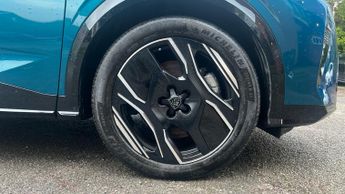 Peugeot 3008 73kWh GT SUV 5dr Electric Auto (210 ps)